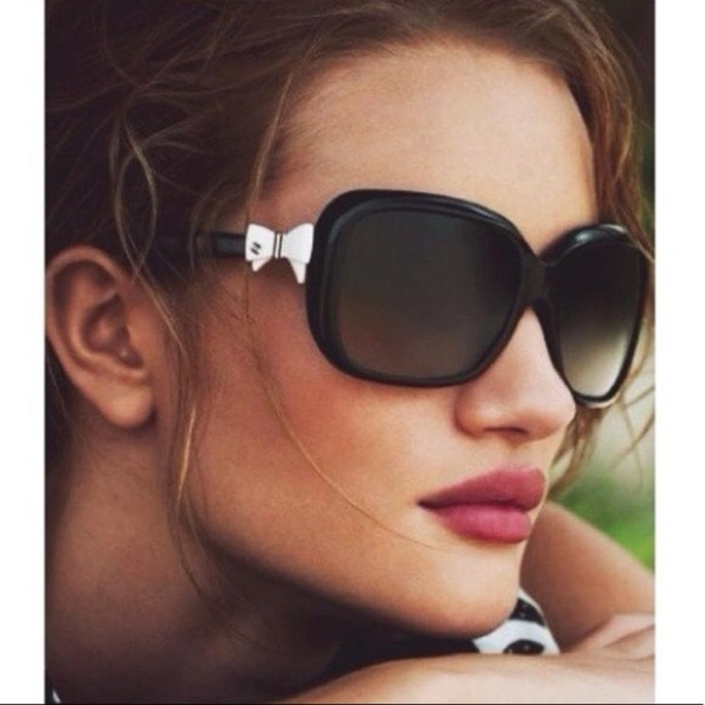 Authentic Chanel Sunglasses 5171 Black White Bow